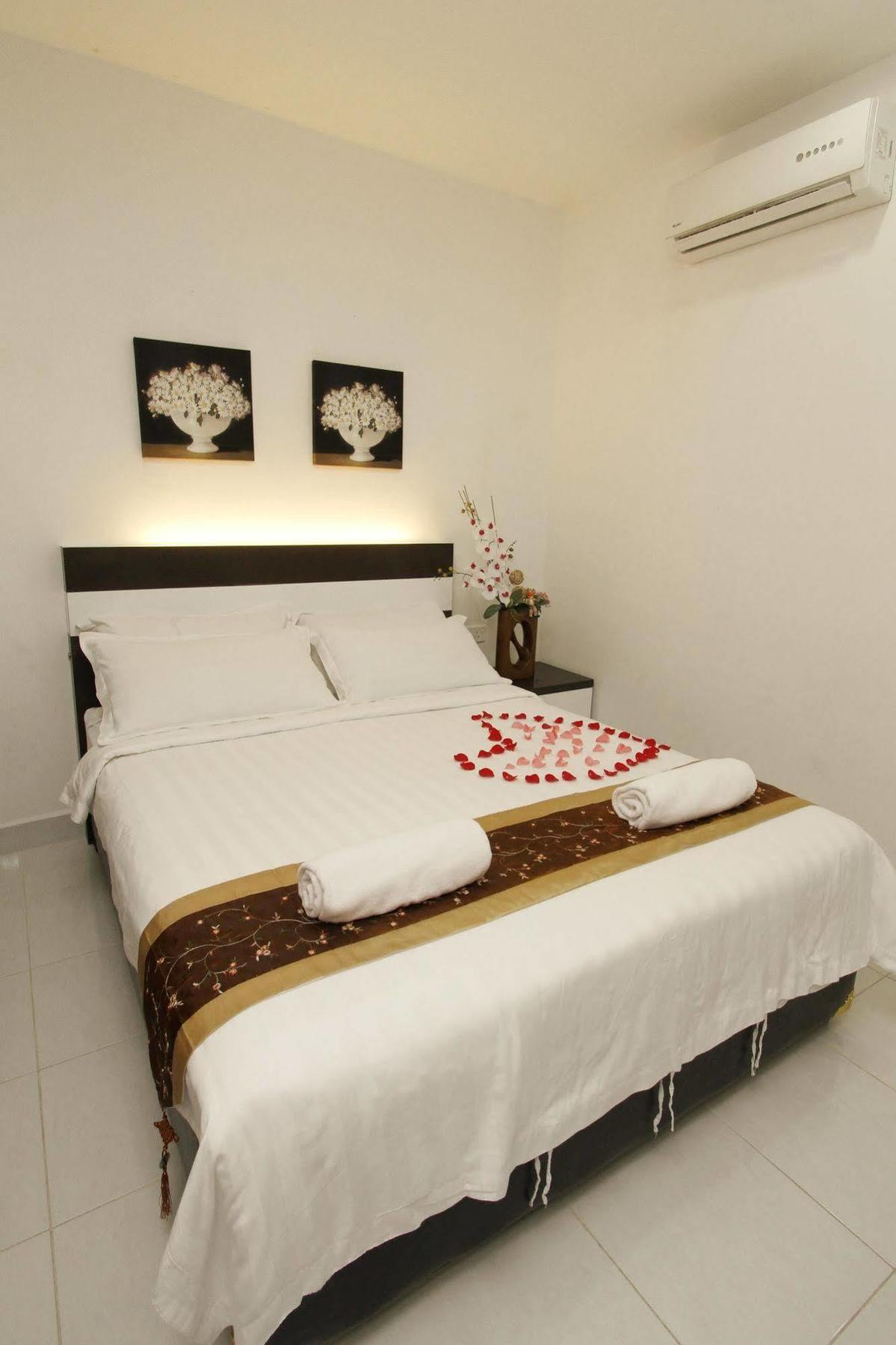 New Century Hotel